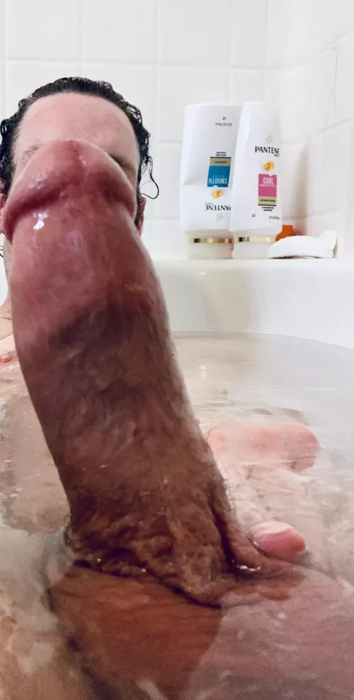 Sometimes it’s too hard to focus on anything else ;) by SomeScore5