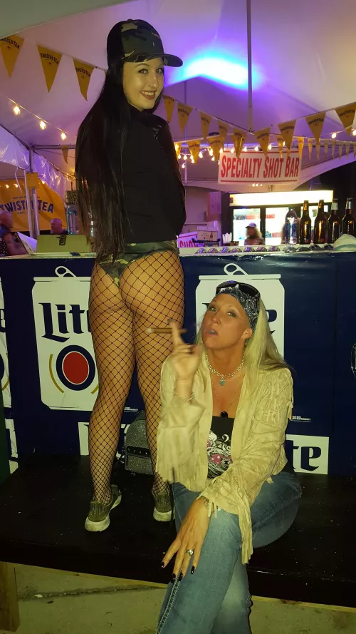 sometimes the best seat in the house is not up front. [f] by kitty_feral