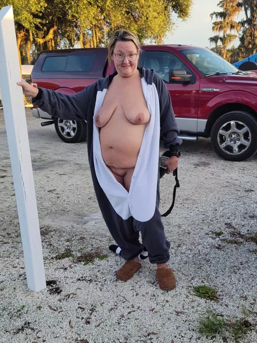 Sometimes, ya gotta wear the lemur onesie to the resort to stay warm 🤣 by thrashiee