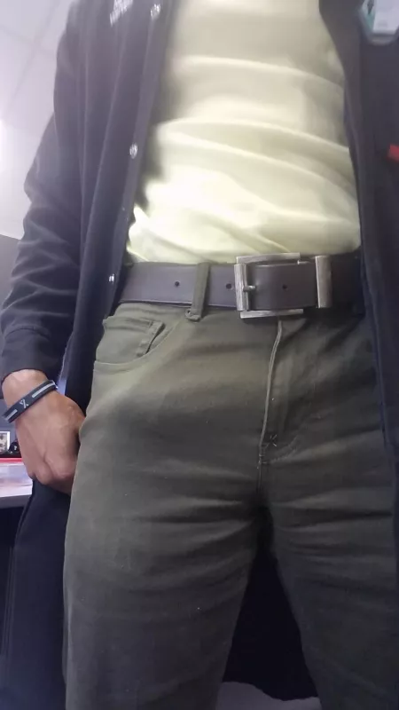 Sometimes you just have to show off...even at work. by VisStimRush