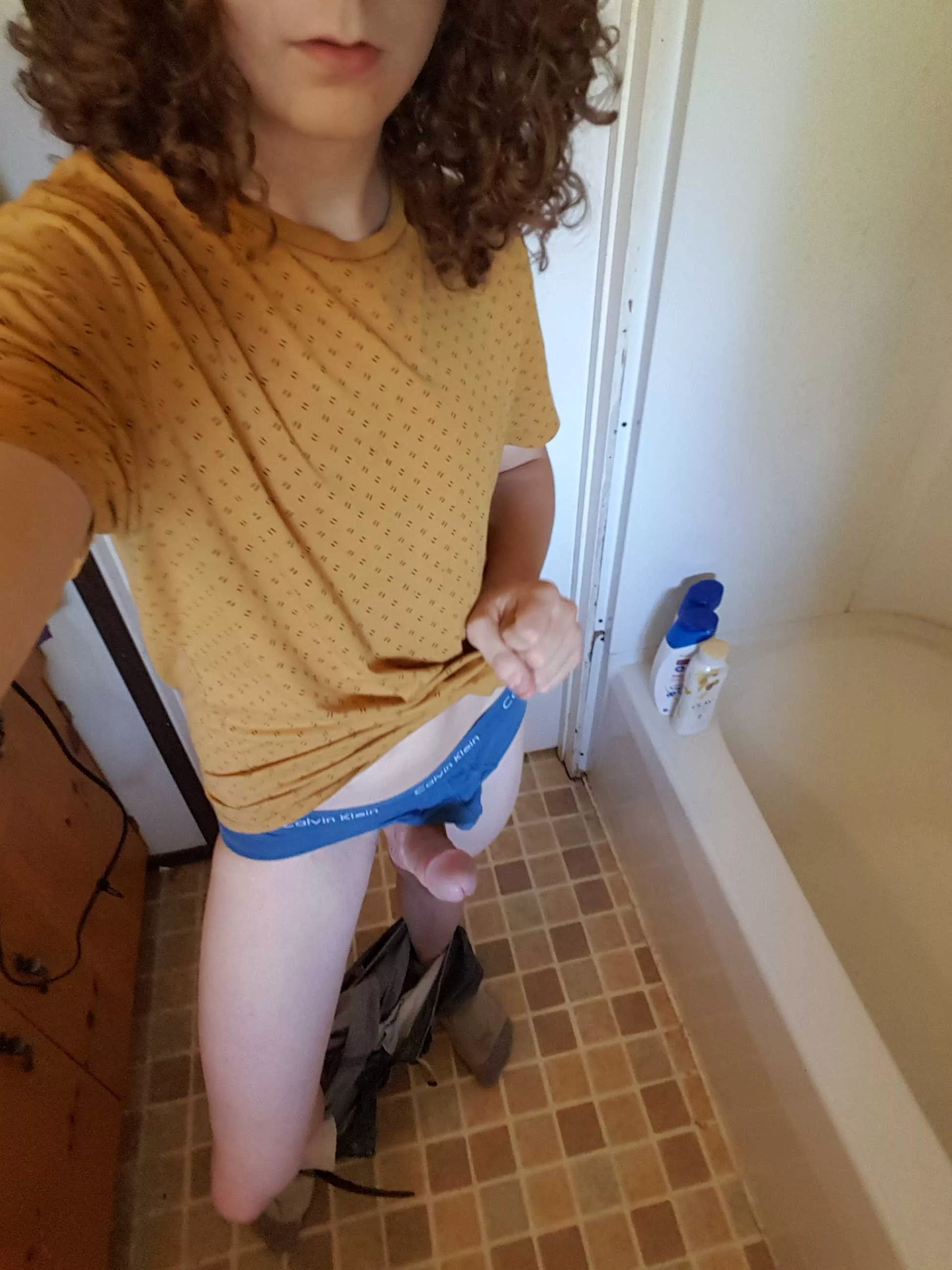 Sooo am I cute enough for you all? 😃 posted by eeapifuhfuoil