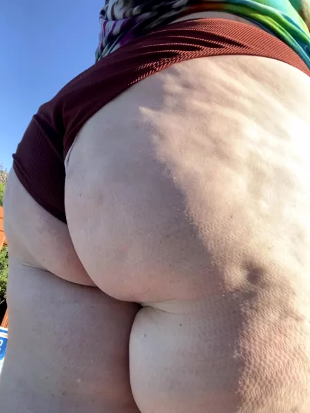 Sooo my lawn chair left a nice little patterned imprint on my booty 😳🥲😅 by mahonrac000