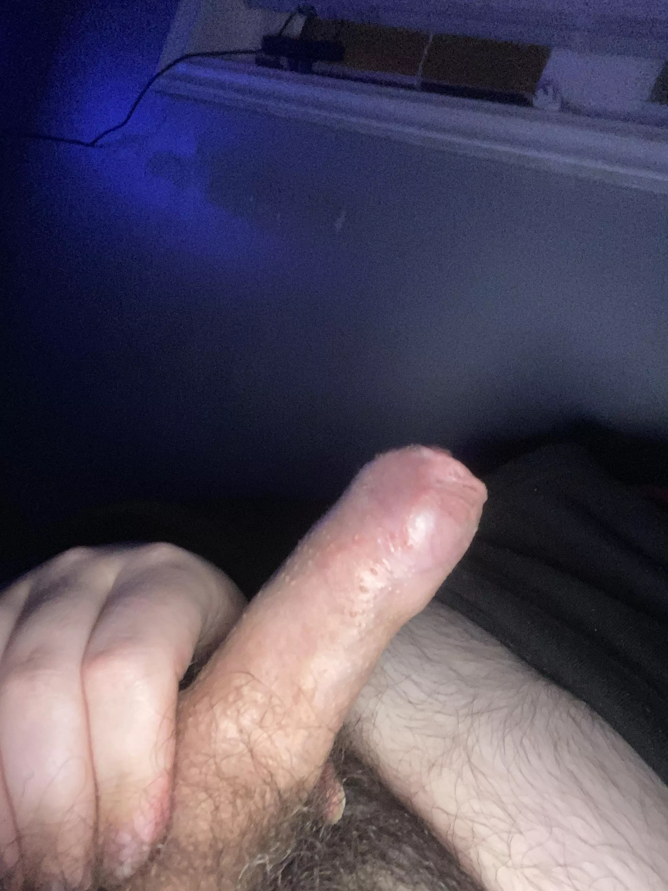 Sooo so horny hit me uppp 😜 [18] posted by x-That_Guy-x
