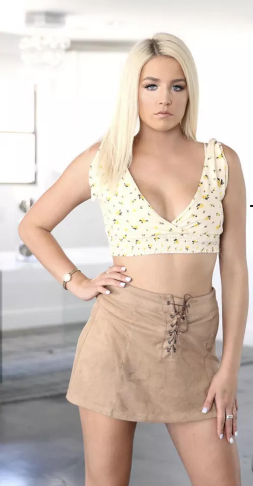 Sophia Lux by ProblemMinimum1000