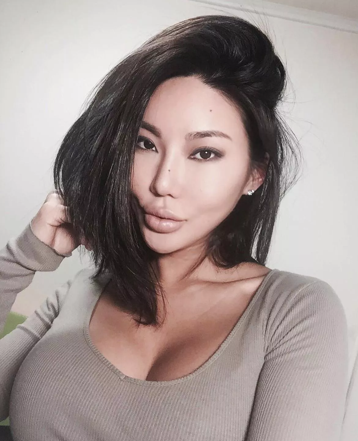 Sophia posted by Money666666