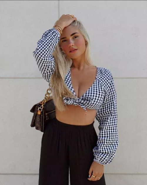 Sophie-Charlotte Richter (@fiichen) [Instagram] by thenewshoppinglist