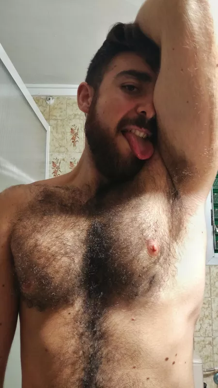 Sore frome workout. Love my smell. by Krackom