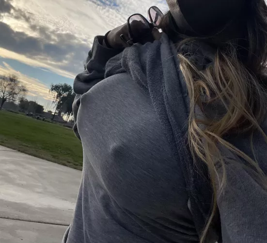 Sorry if I happen to poke an eye or two today. 😜 by sakurasweetkissesxxx