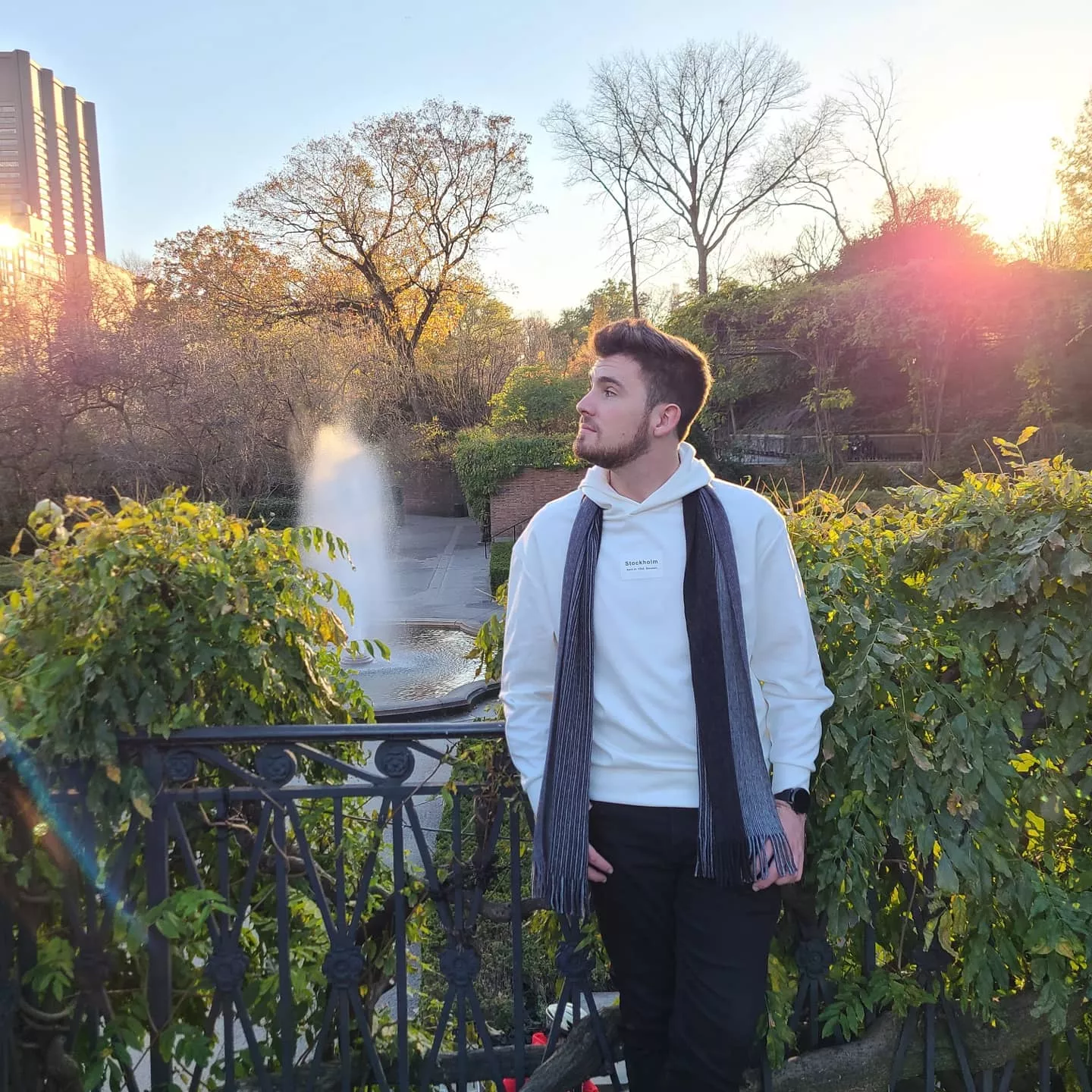 Sorry what? I was busy pretending not to notice a cute guy walking by. posted by calilobo69