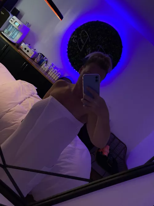 Spa day by maskedmilf1982