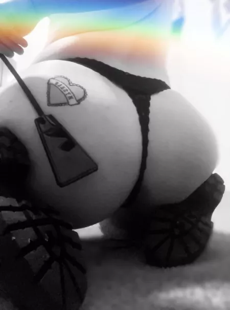 Spank :) by [deleted]