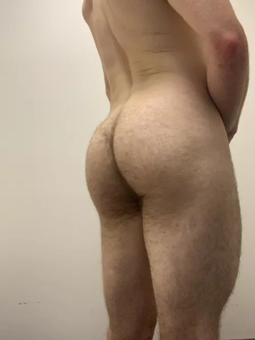 Spank me by thenakedotter