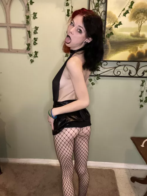 Spank me 🖤 by Toxic_Sunflowers_