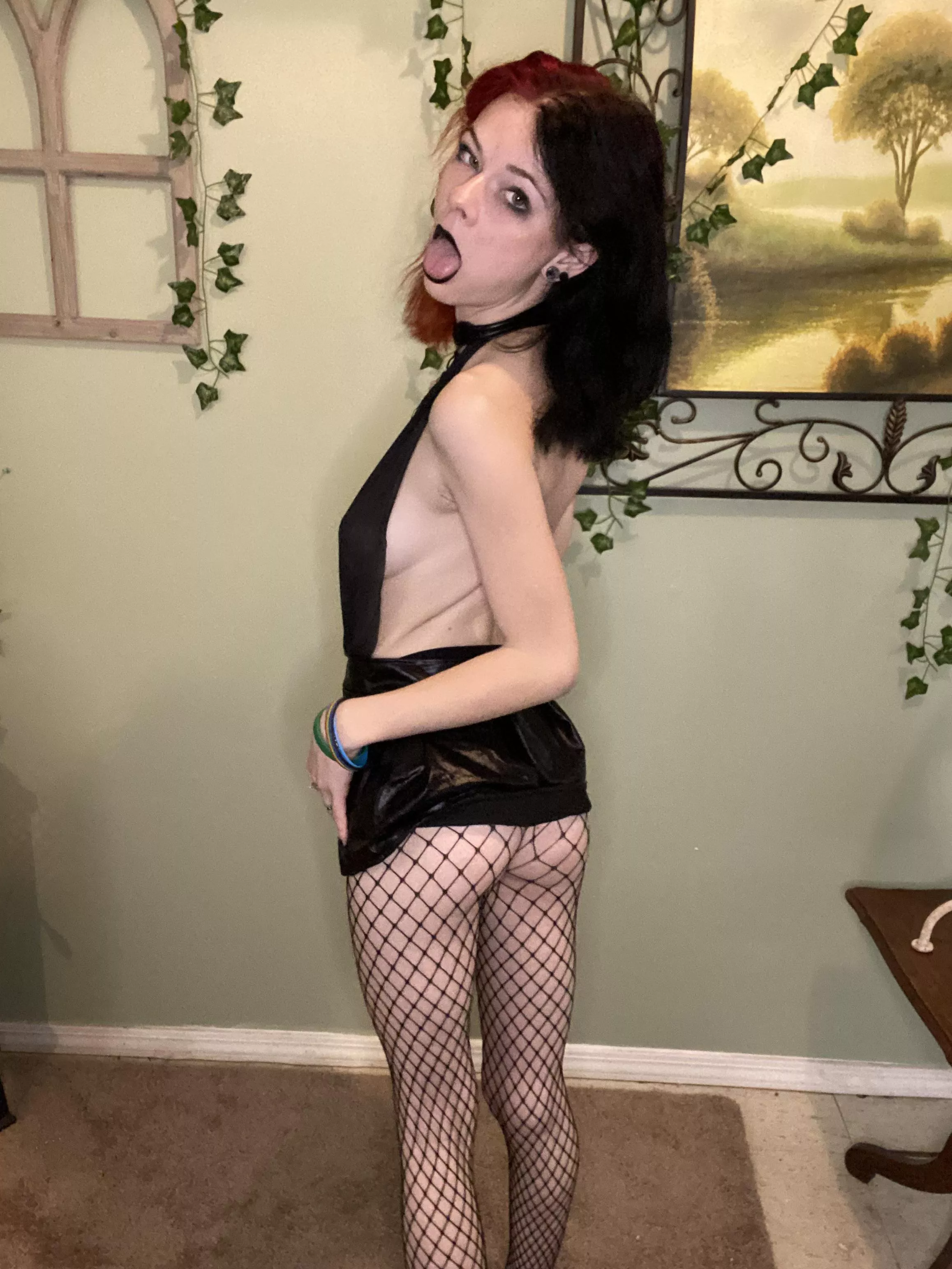 Spank me 🖤 posted by Toxic_Sunflowers_