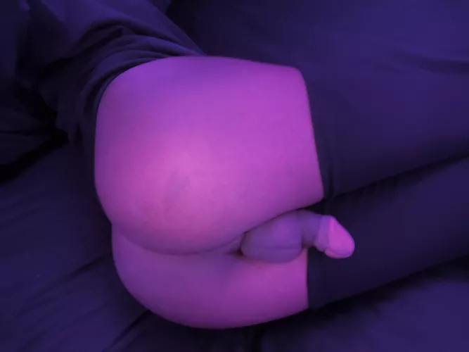 Spank me, eat me, fuck me, or suck me? 😘🤍 by 1digitalslut