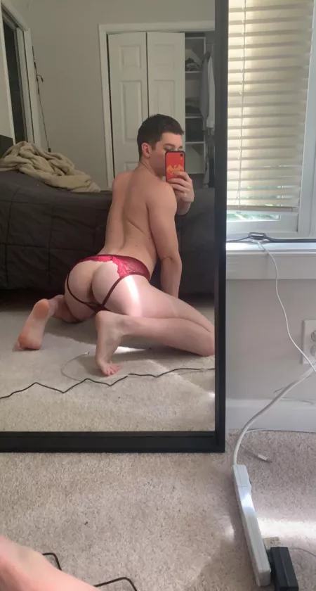 Spank me while you stretch me out by Gemalani