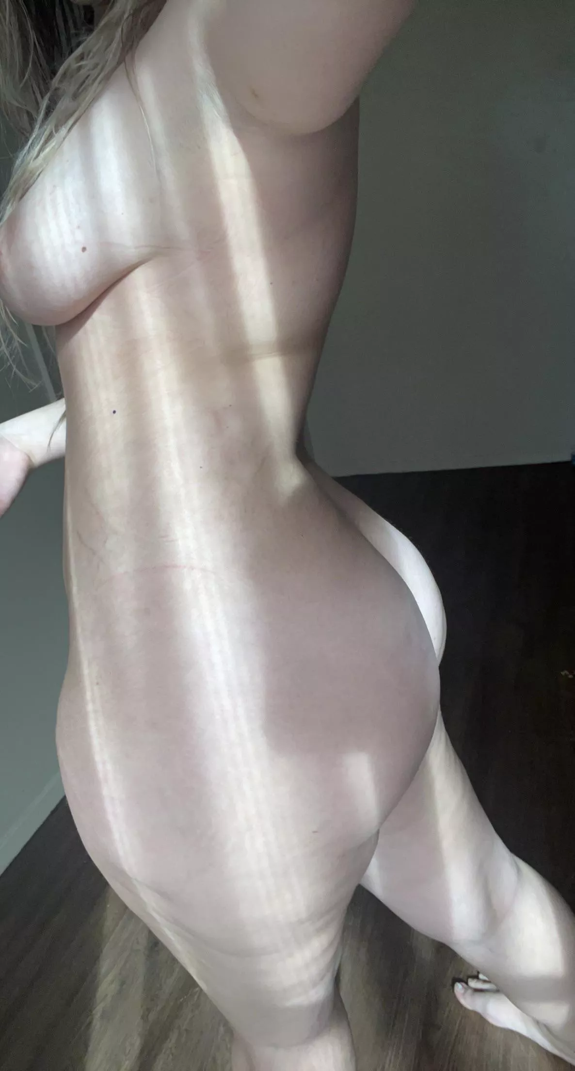 Spank my pale ass? 🍑 posted by ofpalecheeks