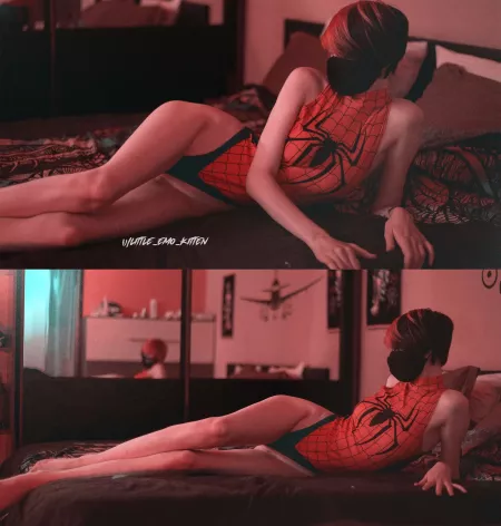 Spidergirl. What do you think of my legs? by little_emo_kitten