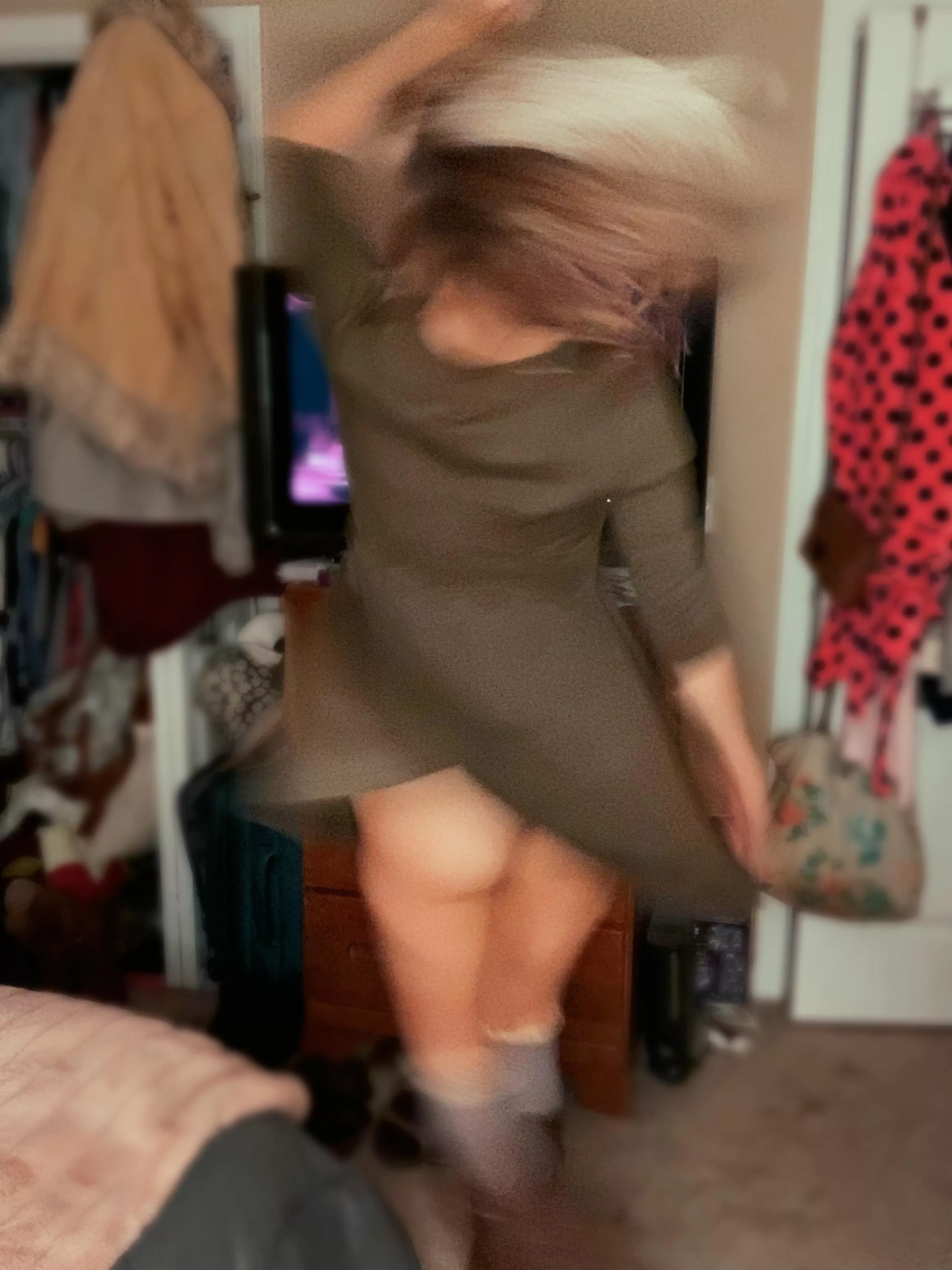 Spin me darling🥰 posted by Taylorcat94