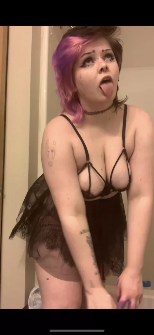 Spoiledxobrat 35% off onlyfans til nov. 1 by Spoiledxobratxx