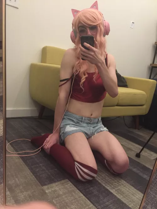 Spontaneous 1 AM makeup and photoshoot session... Surely this is healthy! by guessImLily