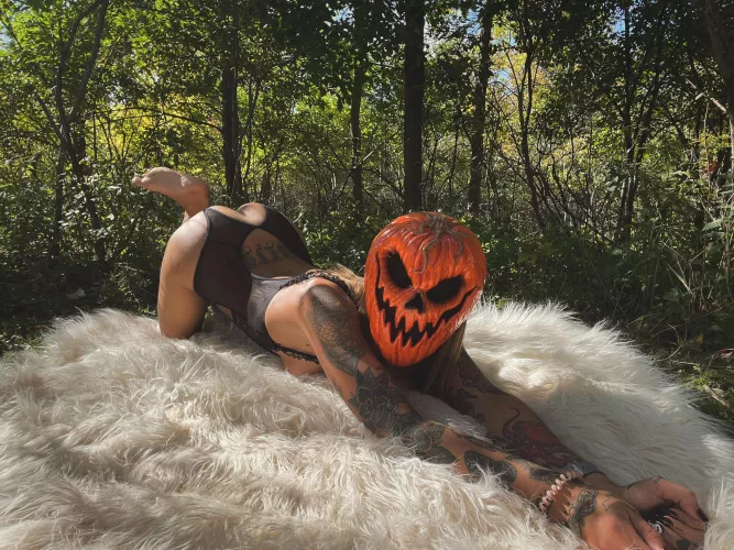 Spooky & tattooed 💀 by i__am__beetlejuice