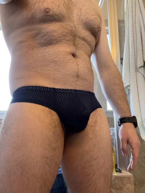 Sporty, mesh, and just fun. by kolerikbandguy