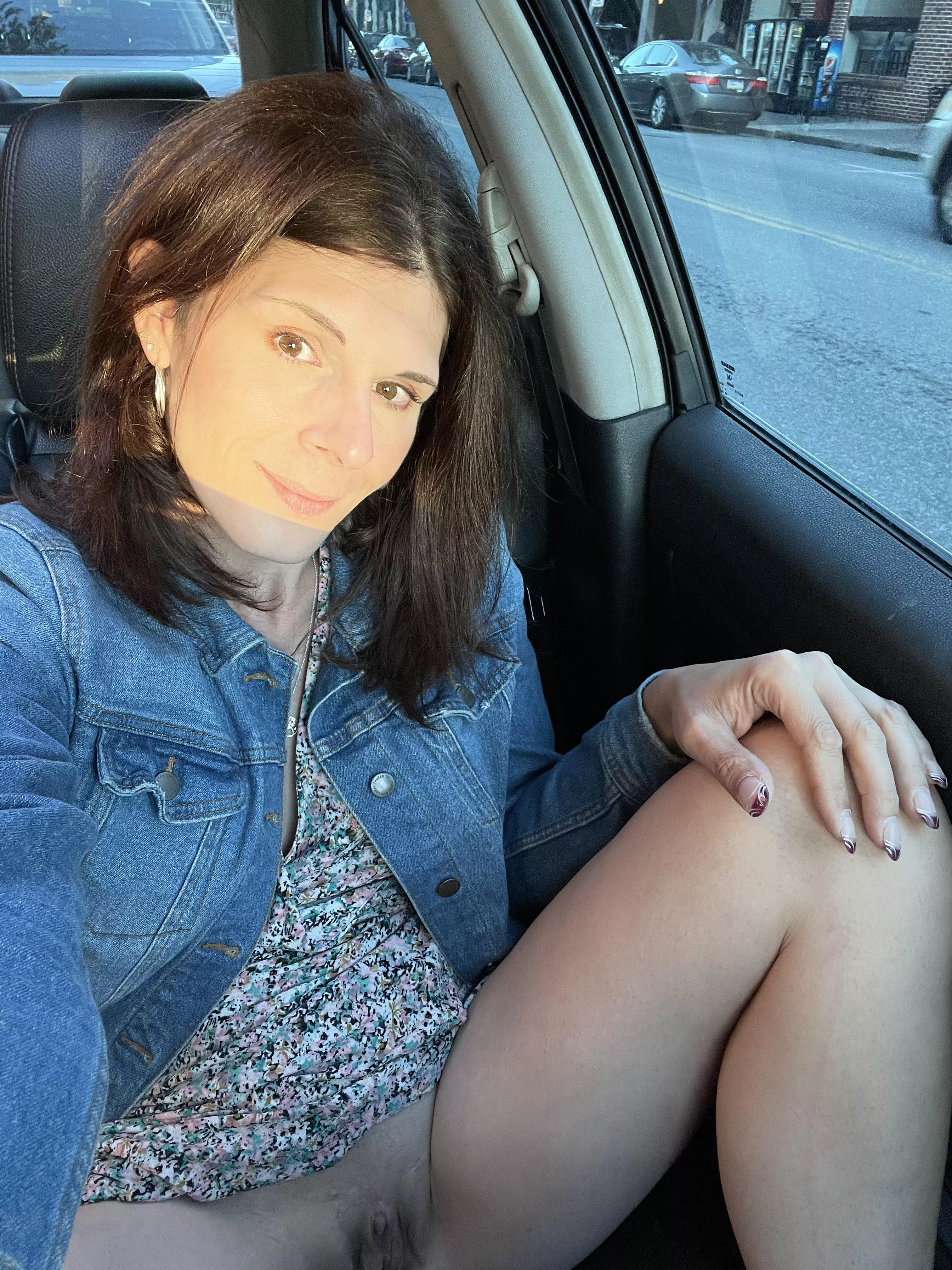 Spreading my legs regardless of the season (39F) posted by AutumnGoddess81