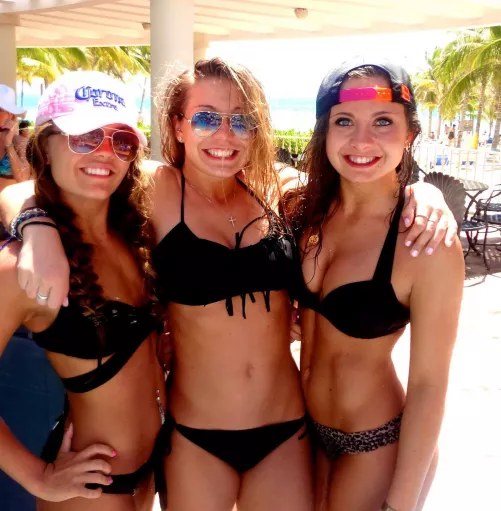 Spring Breakers by miguel_domingo