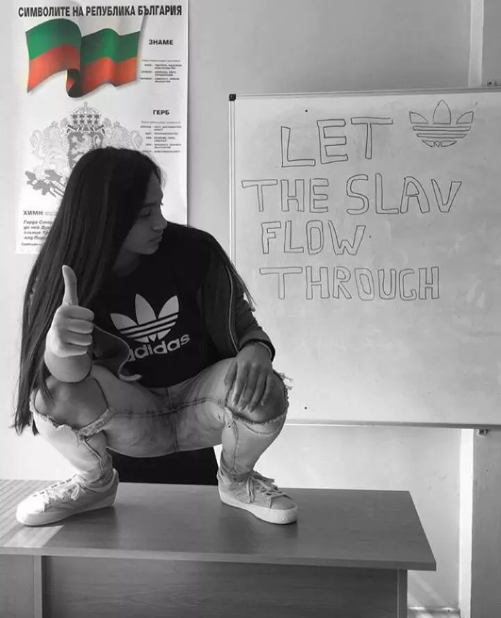 Squatting Bulgarette posted by greece666