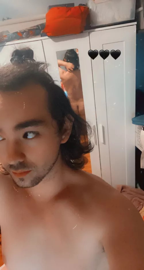 Squatting everyday to try and tone my peach 🍑 by MasterShwa