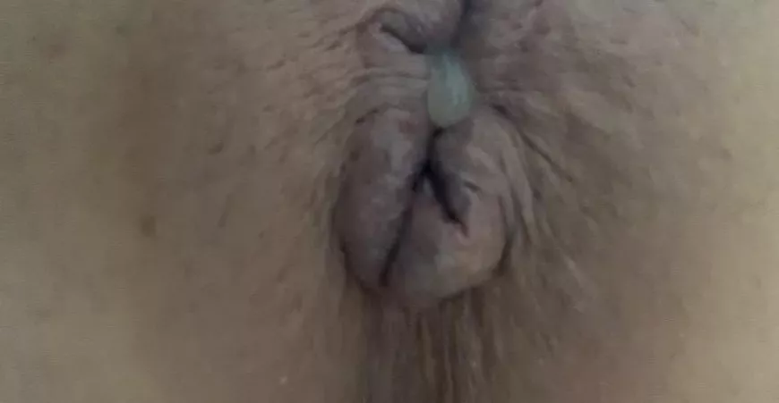 Squeezing a load out last week. Now I’m in the Bay Area hmu by dillardfkndee