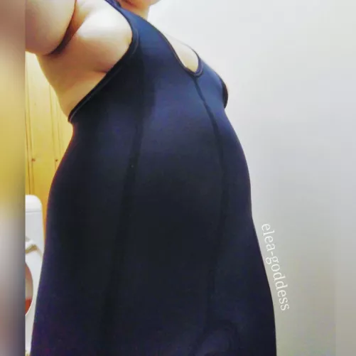 Squeezing myself into this was so embarrassing by elea-goddess