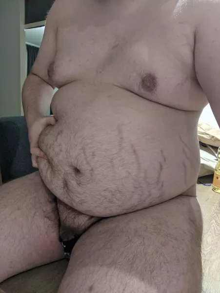 Squish me 🥺 by anonboii