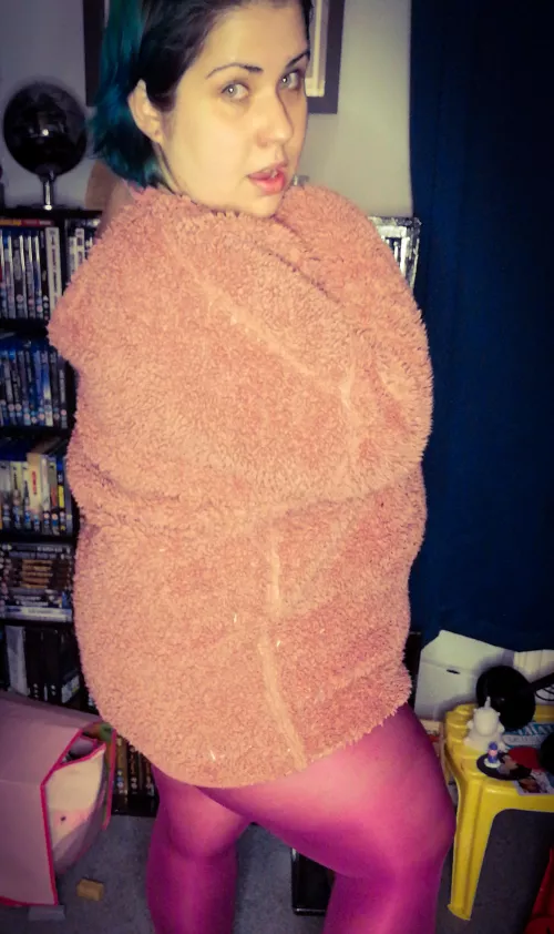 Squishy💋 by Fabulous_Fennel_8200