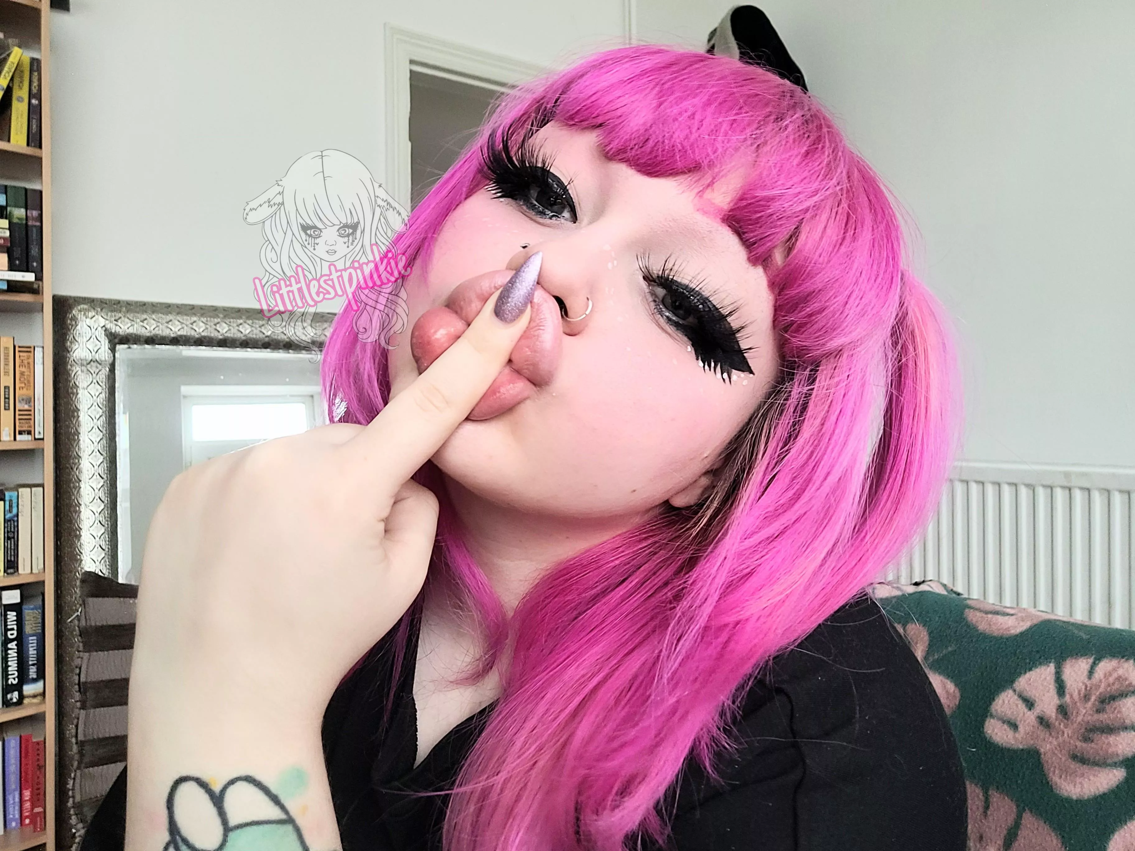 Squishy pillows <3 posted by littlestpinkie