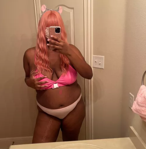 Squishy tits and mismatched outfit lol by fathornyhippo