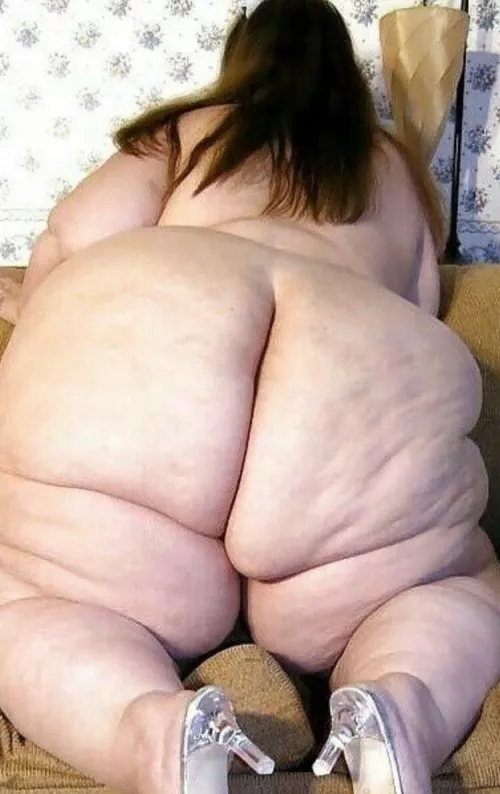 Ssbbw brie brown 😍😍😍 by Gold-Safe-4983