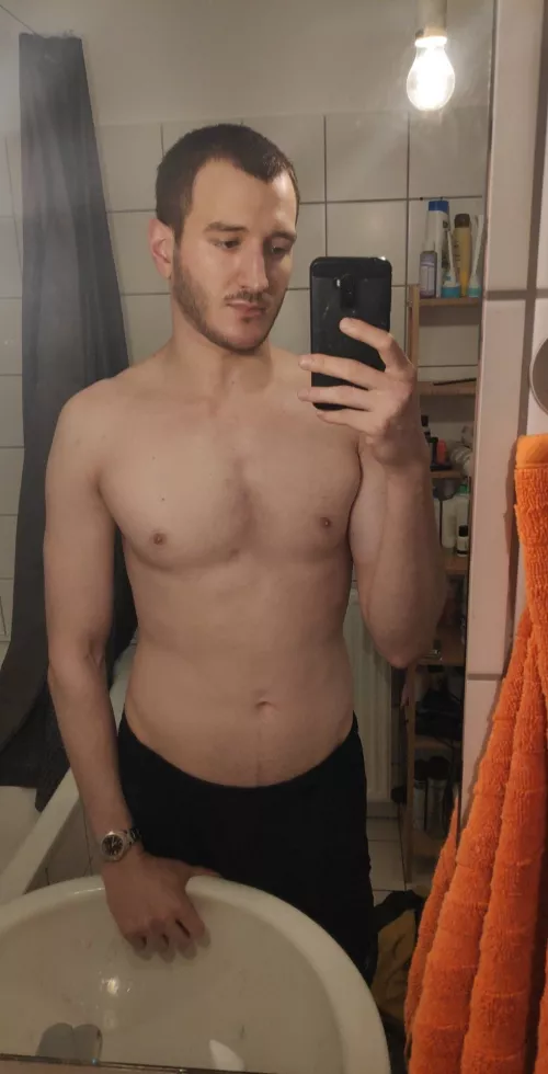 Stage fright hit me right before my shower concert by EdensOutcast