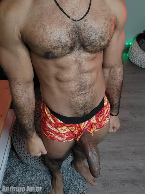 Stand up strong and erect by RodrigoAmor