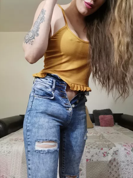 Standing proud by lexymari15