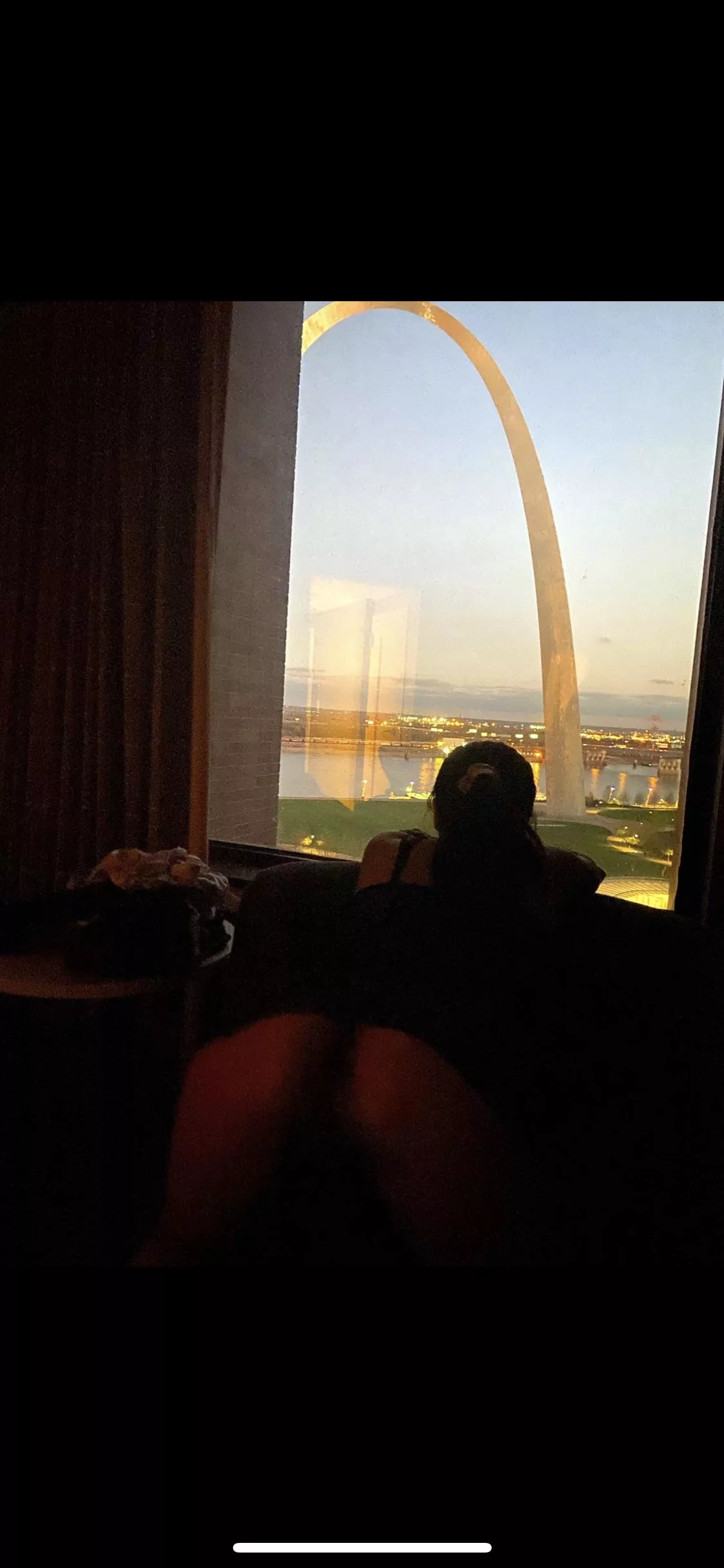Staring at the Gateway Arch, thinking about if anyone was watching me through the window. Would you come up to find me and force me against the glass?😈 posted by ScarlettJewell