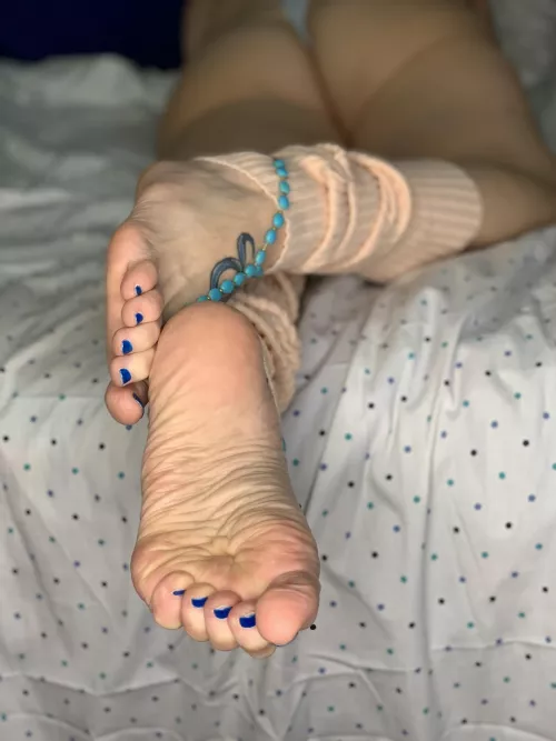 Start here ! by liseysexyfeetlandon