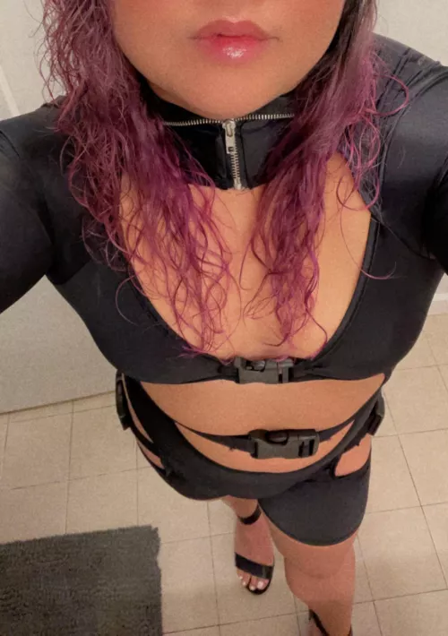 Start the new year right by fucking me 😜 by big_b00ty_bitches