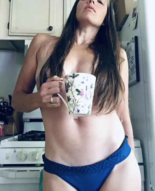 Start your day with me ☀️☕️☀️ [f] by montanna_mermaid