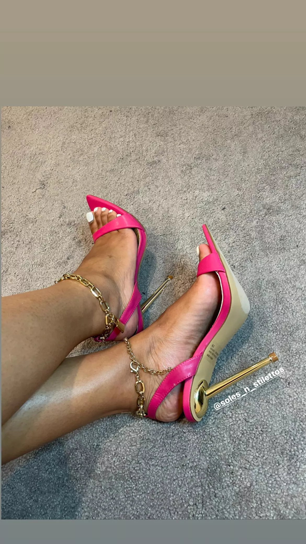 Starting off the weekend in hot pink 🔥 posted by tkb013