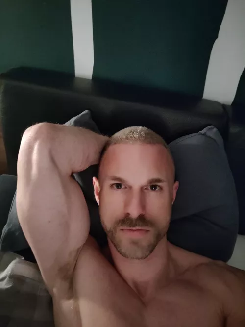 Starts getting cold alone in bed...🥶 😜 by dangerm_1978