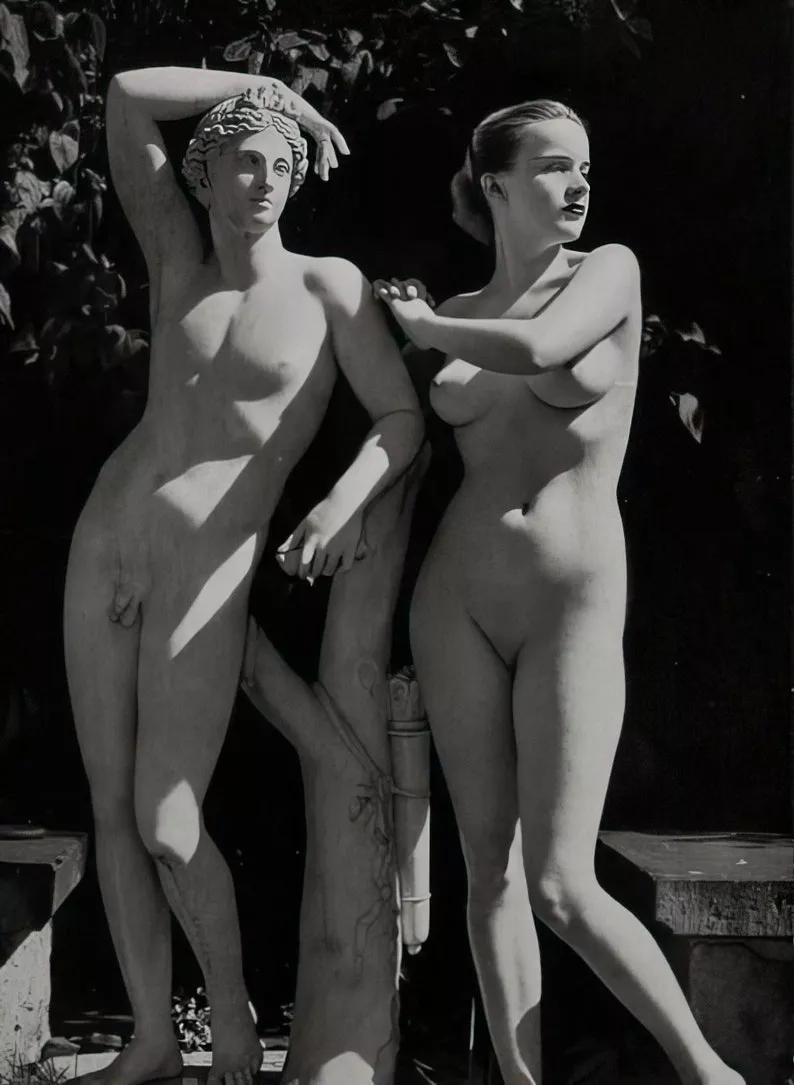 Statue posted by austin3456