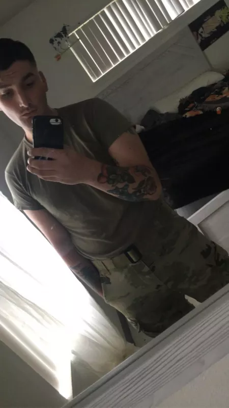 Stay froggy bois by doc_frog_