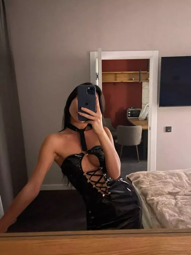 Stay okay with me, honey posted by Weak-Echo-1243